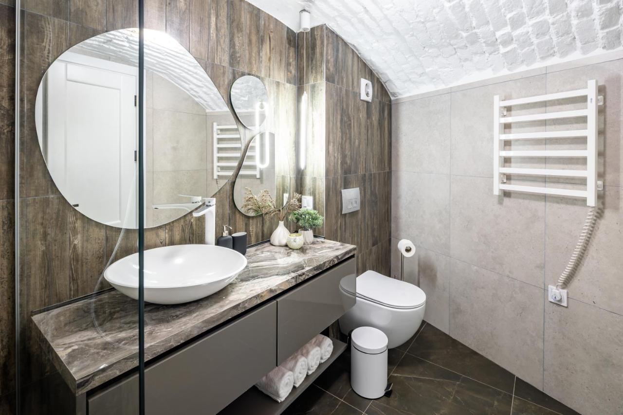 Romari Таманська 12 Apartment Lviv Ngoại thất bức ảnh