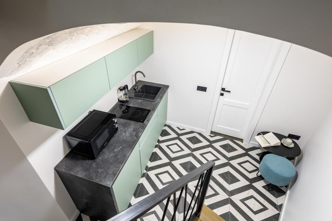Romari Таманська 12 Apartment Lviv Ngoại thất bức ảnh